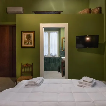 Monart Hospitality Capodimonte فندق مبيت وإفطار 3*